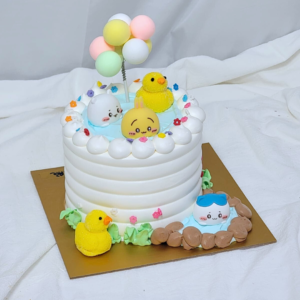 Onsen Chiikawa Figure with Marshmallow Ducks Cake Design