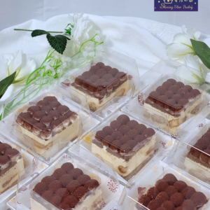 Tiramisu Cake Design