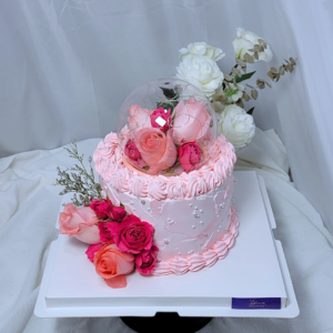 Fresh Rose Crystal Ball Cake Design